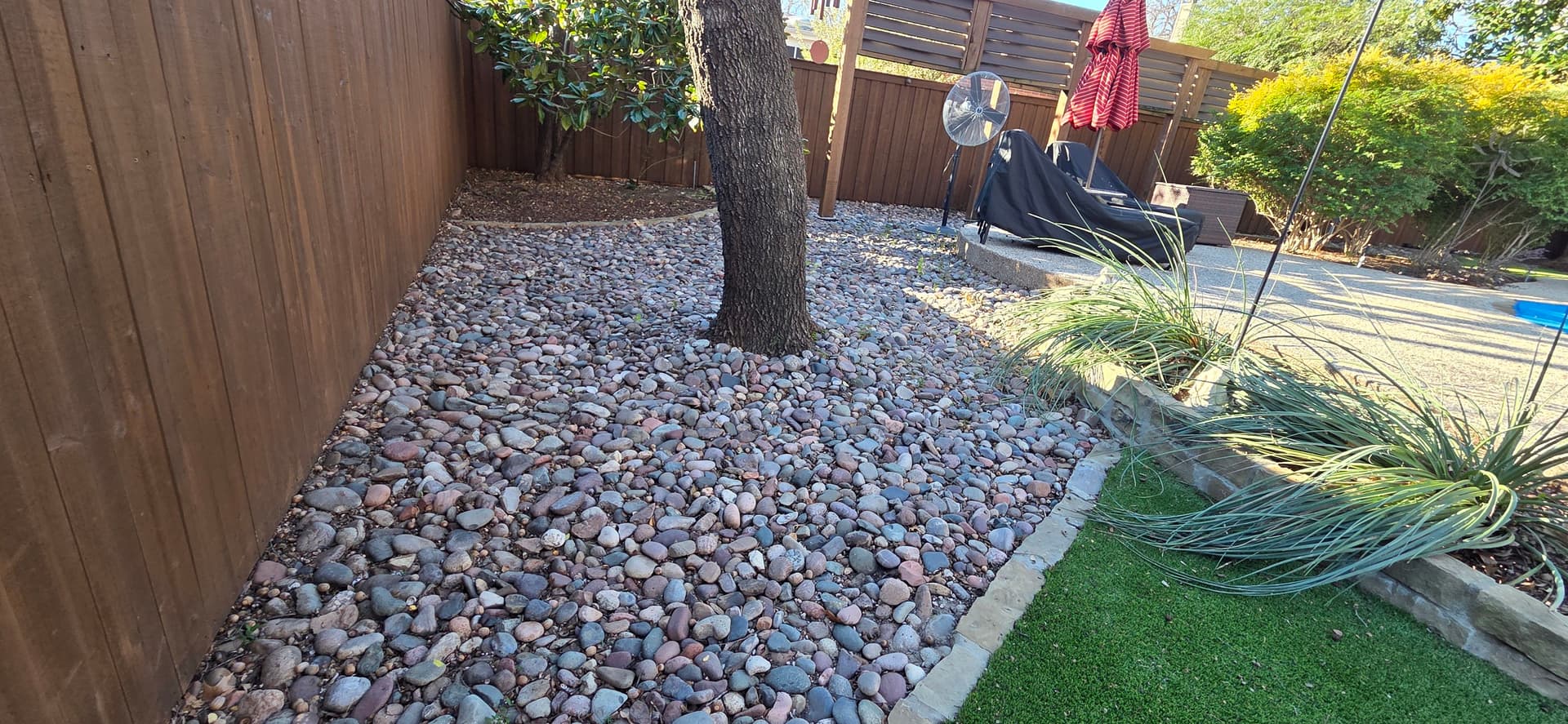 Gallery photos for Leaves Cleanup and Lawn Care for Your Home: Image #3