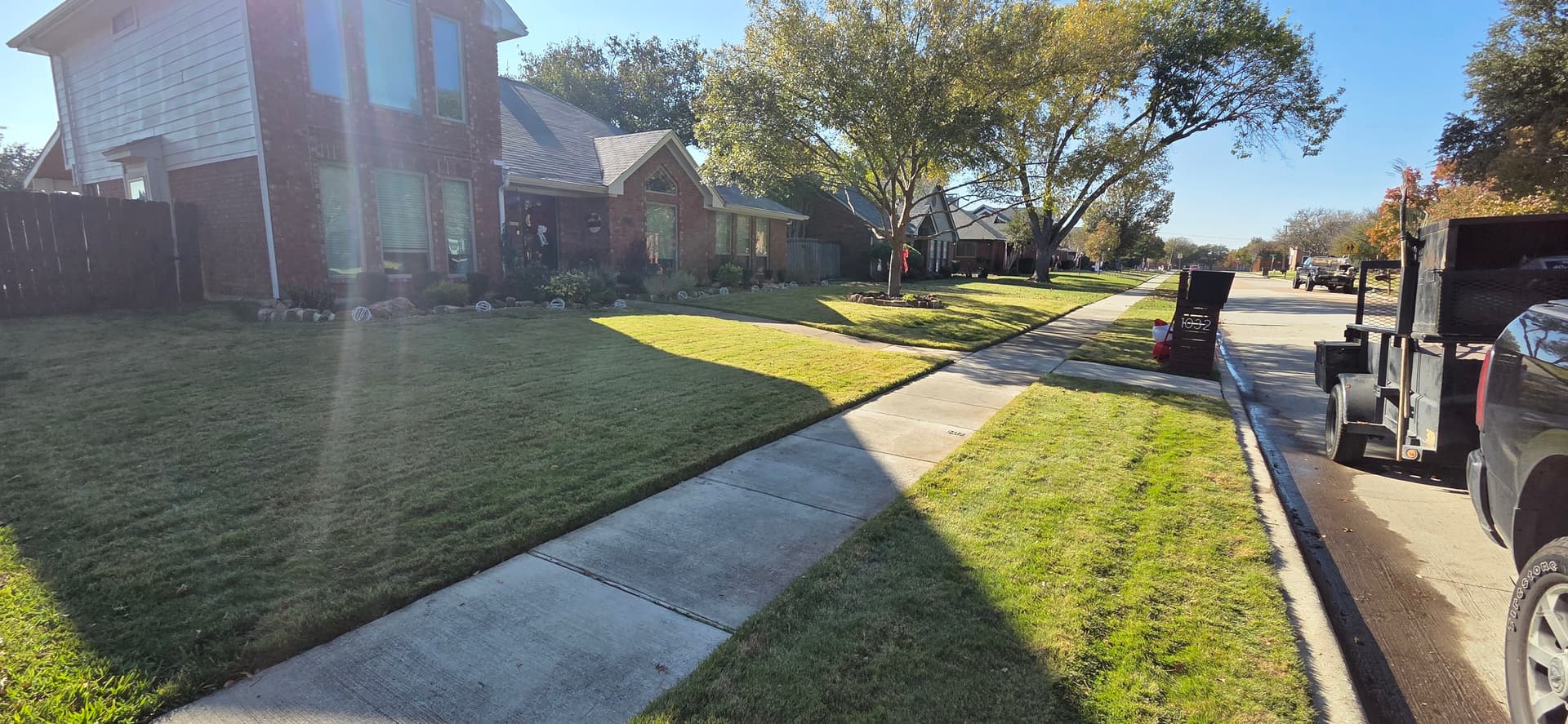 Gallery photos for Leaf Cleanup and Lawn Precision in Lewisville TX: Image #3